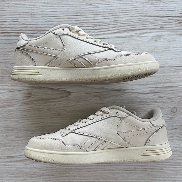 Reebok Classic Beige/Off White Baby Blue Sneakers Size 7 - Picture 3 of 7